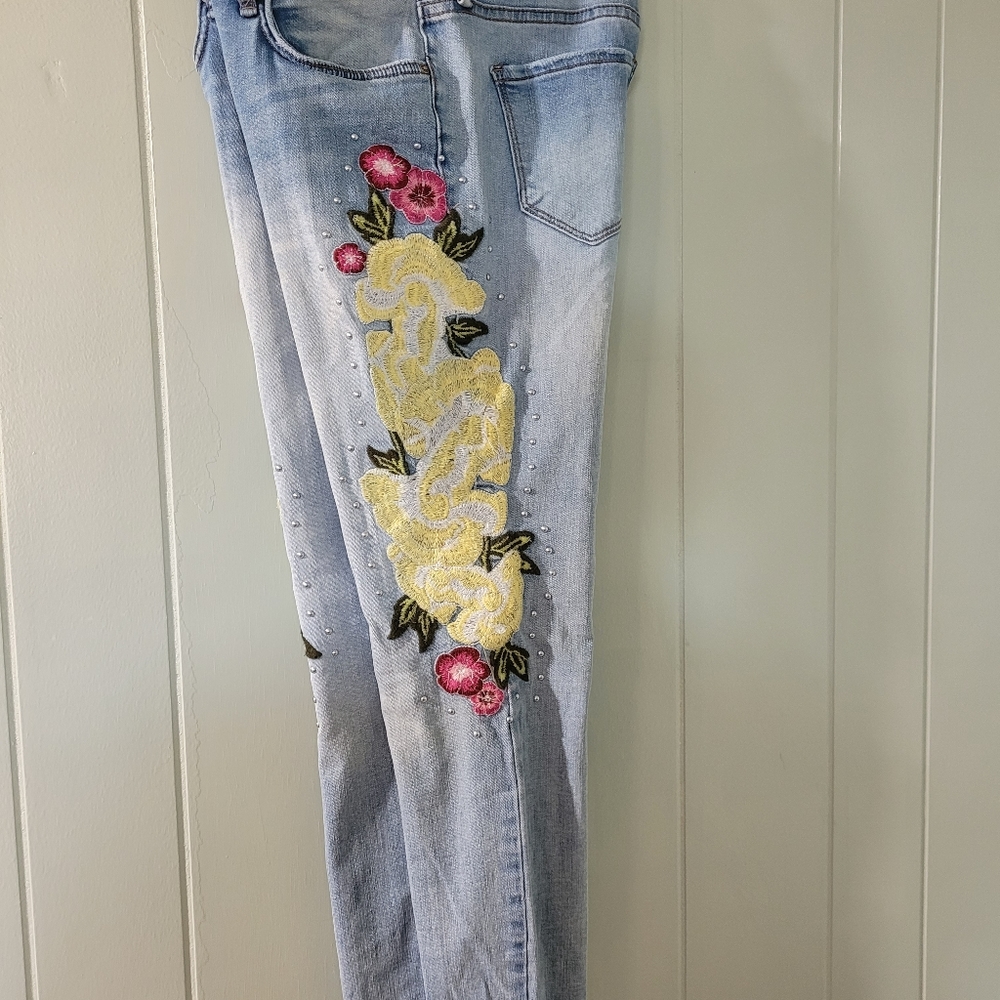 William Rast ankle skinny embroidered jeans - Picture 5 of 7